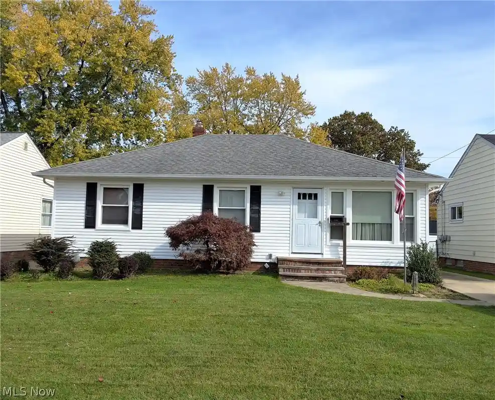 Single family home for sale at 1289 W Miner Rd, Cleveland, OH 44124 | MLS# 5256729