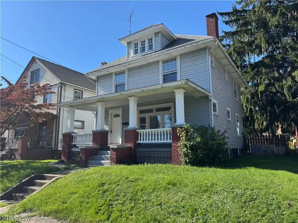 Single family home for sale at 621 S Haines Ave, Alliance, OH 44601 | MLS# 5256779