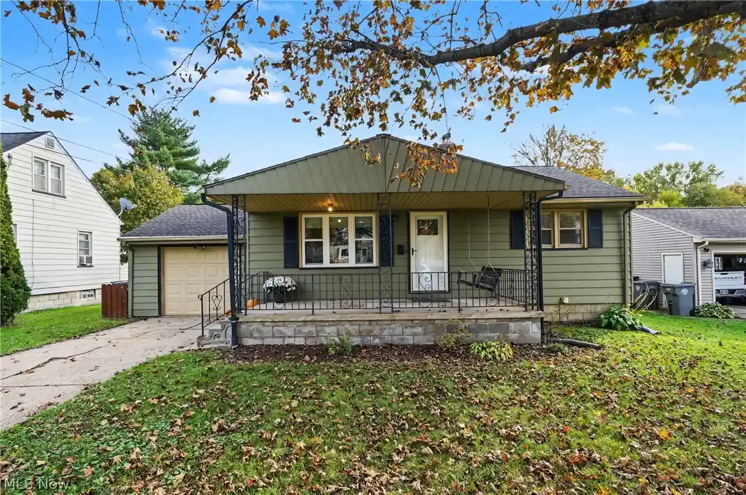 Photo 1 of Single family home for sale at 2835 Noel Dr, Youngstown, OH 44509 | MLS# 5255612 | Listing updated on 2026-10-28