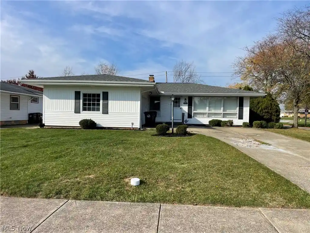Photo 1 of Single family home for sale at 7296 Dell Hvn Dr, Cleveland, OH 44130 | MLS# 5256909 | Listing updated on 2026-10-29
