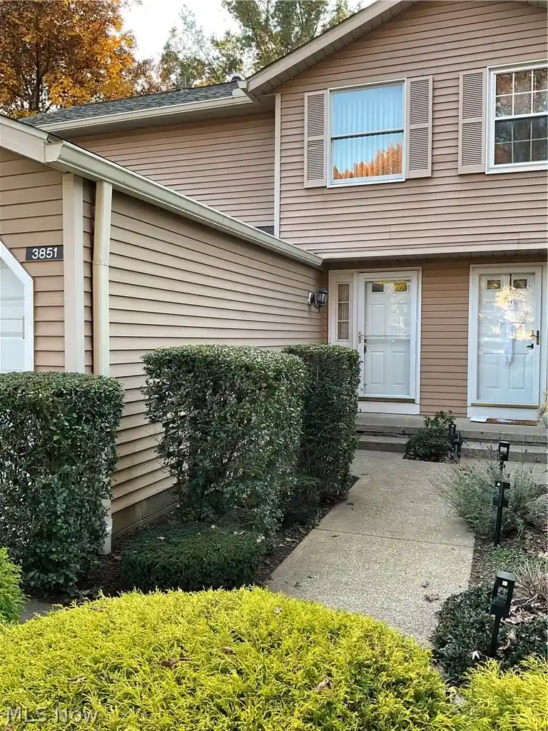 Photo 1 of Condo for sale at 3851 Lake Run Blvd, Stow, OH 44224 | MLS# 5256921 | Listing updated on 2026-10-29