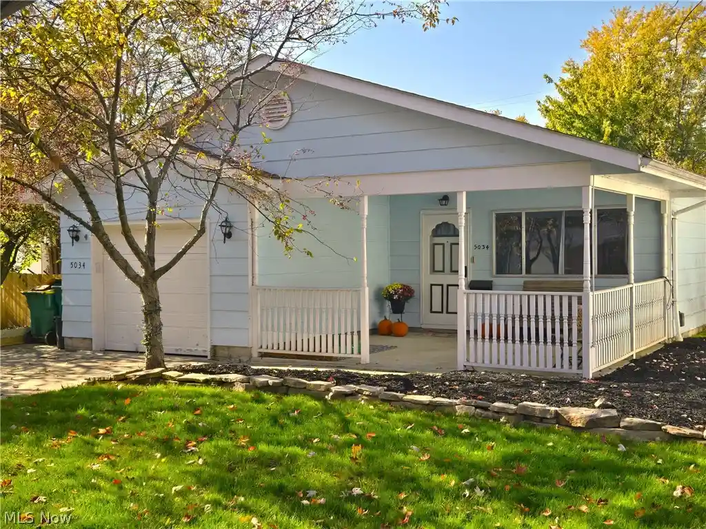 Photo 1 of Single family home for sale at 5034 Glenn Lodge Rd, Mentor, OH 44060 | MLS# 5256951 | Listing updated on 2026-10-29