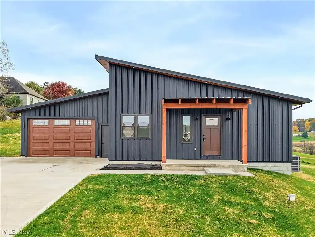 Photo 1 of Single family home for sale at 5770 Township Rd 276, Millersburg, OH 44654 | MLS# 5256088 | Listing updated on 2026-10-29