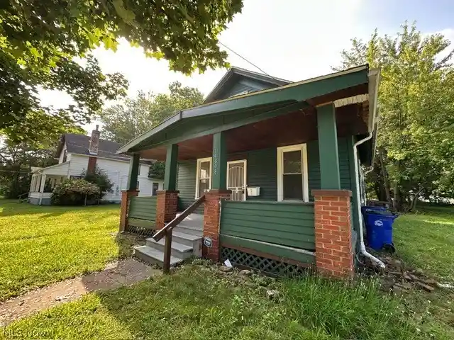 Single family home for sale at 14808 Pepper Ave, Cleveland, OH 44110 | MLS# 5257053