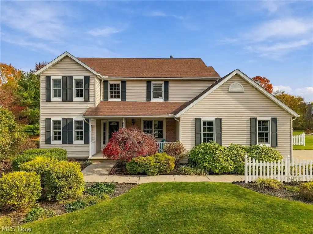 Single family home for sale at 10056 Danns Way, Streetsboro, OH 44241 | MLS# 5251956
