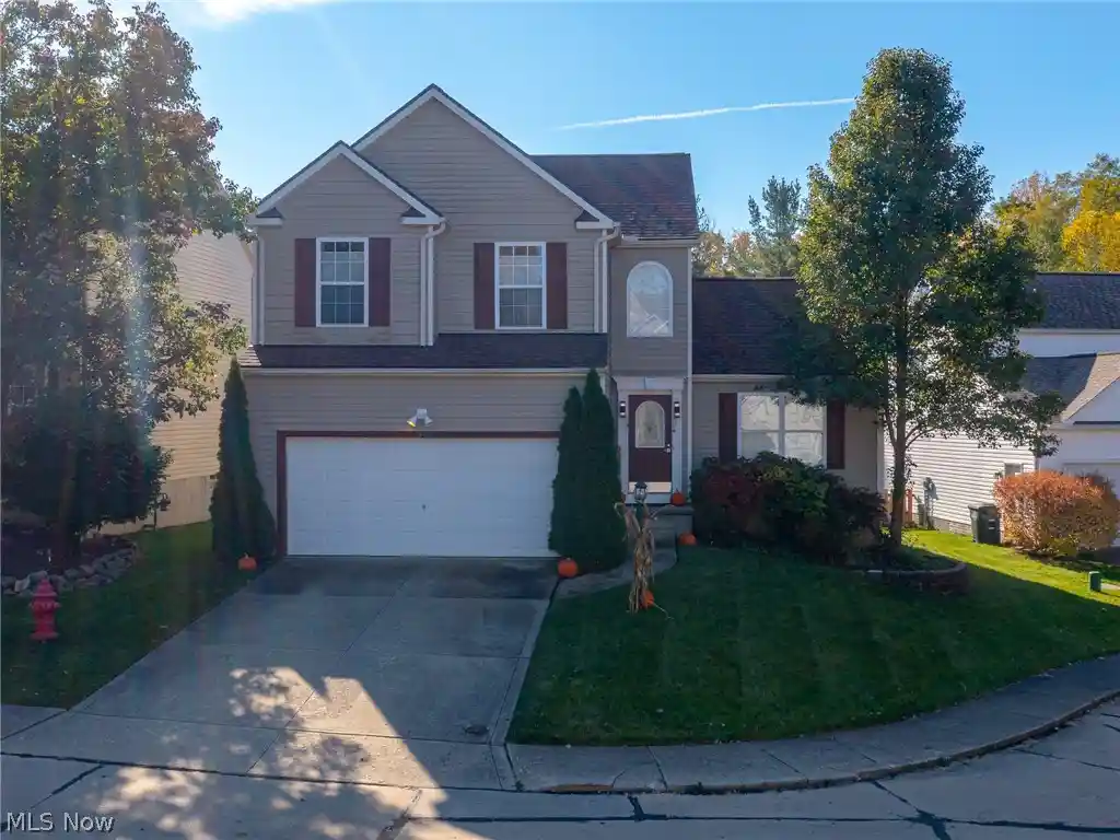 Single family home for sale at 4526 Newkirk Dr, Brunswick, OH 44212 | MLS# 5256954