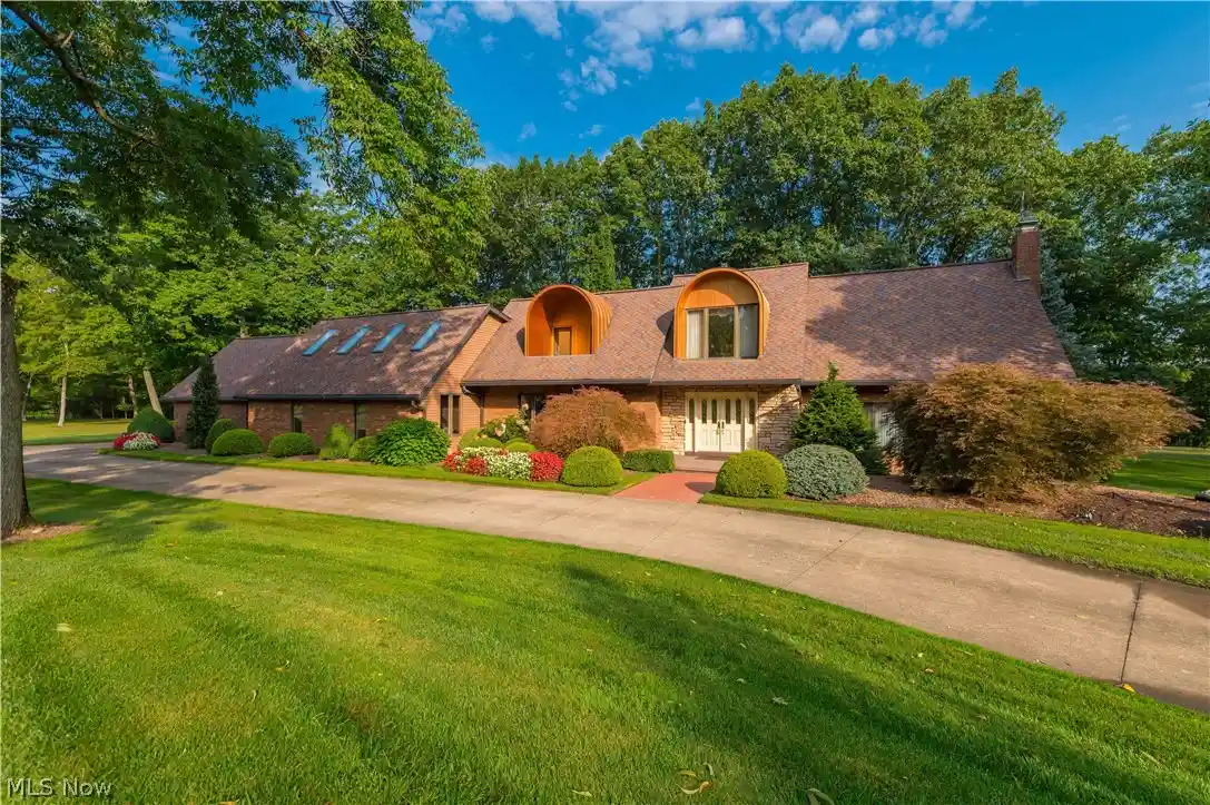 Single family home for sale at 51300 N Ridge Rd, Vermilion, OH 44089 | MLS# 5246878