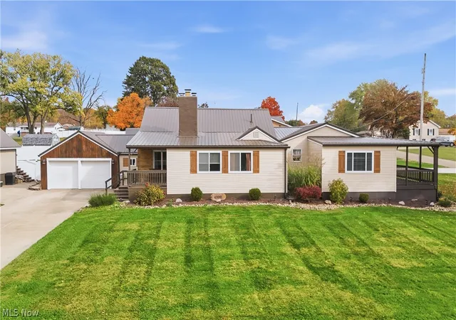 Single family home for sale at 4166 Groveland Ave SW, Navarre, OH 44662 | MLS# 5257025