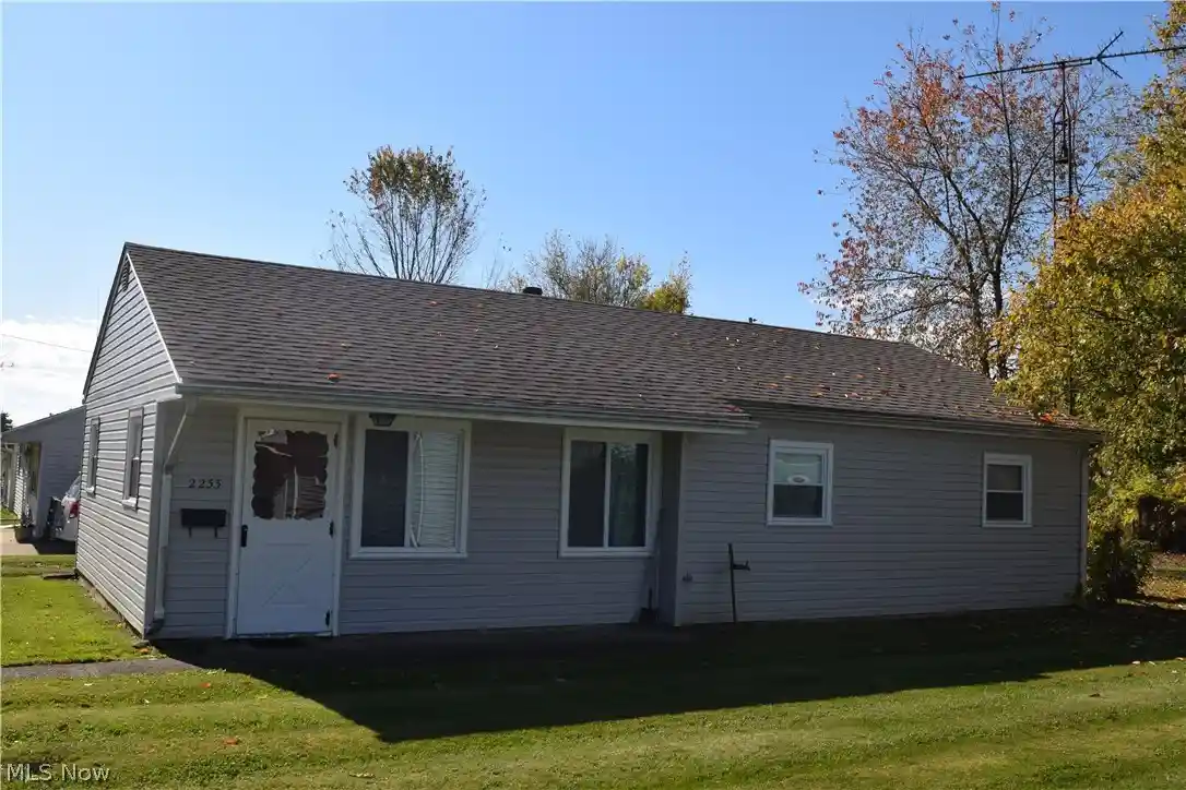 Single family home for sale at 2233 Maxine Ave NE, Canton, OH 44705 | MLS# 5257154 | Listing updated on 2026-10-29