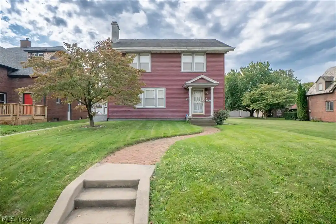Single family home for sale at 1326 12th Street NW, Canton, OH 44703 | MLS# 5257180