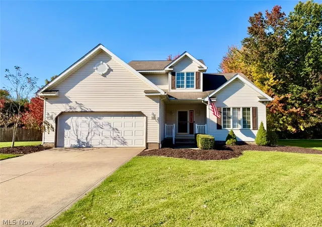 Single family home for sale at 6486 Inland Shrs Dr, Mentor, OH 44060 | MLS# 5256434