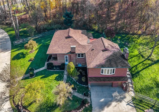 Photo 4 of Single family home for sale at 8633 Kinsman Rd, Novelty, OH 44072 | MLS# 5257127 | Listing updated on 2026-10-30