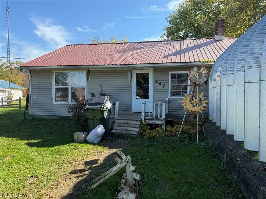 Single family home for sale at 267 Stonecreek Rd SW, New Philadelphia, OH 44663 | MLS# 5257037
