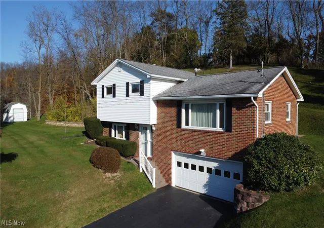 Photo 1 of Single family home for sale at 1329 Parshall Rd, Wellsville, OH 43968 | MLS# 5255954 | Listing updated on 2026-10-30