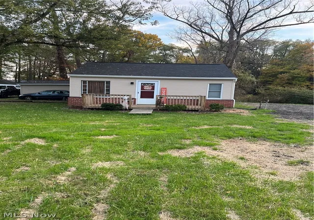 Single family home for sale at 834 State Ml Rd, Coventry Township, OH 44319 | MLS# 5257251
