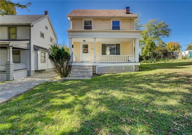 Single family home for sale at 5328 Vine St, Maple Heights, OH 44137 | MLS# 5257260