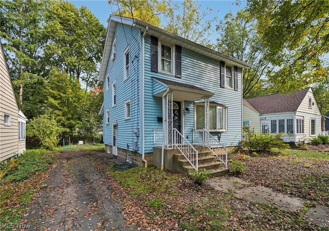 Single family home for sale at 605 N Willow St, Kent, OH 44240 | MLS# 5251438