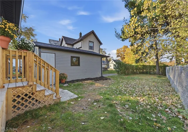 Photo 3 of Single family home for sale at 814 Main Ave W, Massillon, OH 44647 | MLS# 5256793 | Listing updated on 2026-10-30