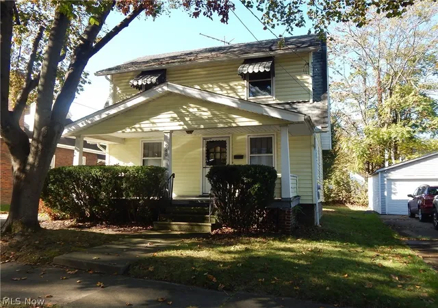 Photo 1 of Single family home for sale at 940 Davis St, Akron, OH 44310 | MLS# 5257049 | Listing updated on 2026-10-30