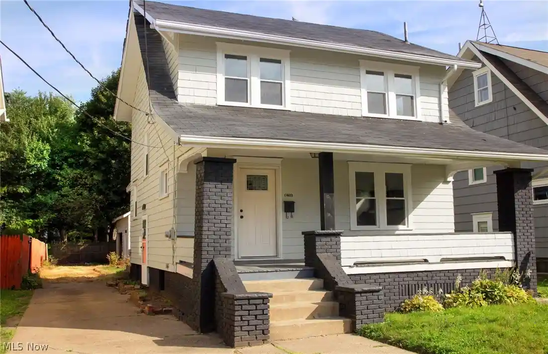 Single family home for sale at 1507 Ridgeway Pl NW, Canton, OH 44709 | MLS# 5257278
