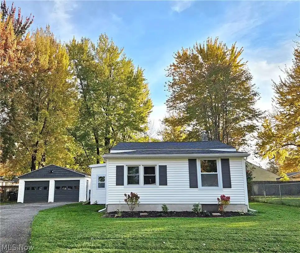 Single family home for sale at 549 Case Ave, Elyria, OH 44035 | MLS# 5256300