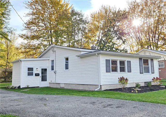 Photo 1 of Single family home for sale at 549 Case Ave, Elyria, OH 44035 | MLS# 5256300 | Listing updated on 2026-10-30