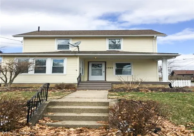 Photo 1 of Single family home for sale at 1701 27th Street Nw, Canton, OH 44709 | MLS# 5257282 | Listing updated on 2026-10-30