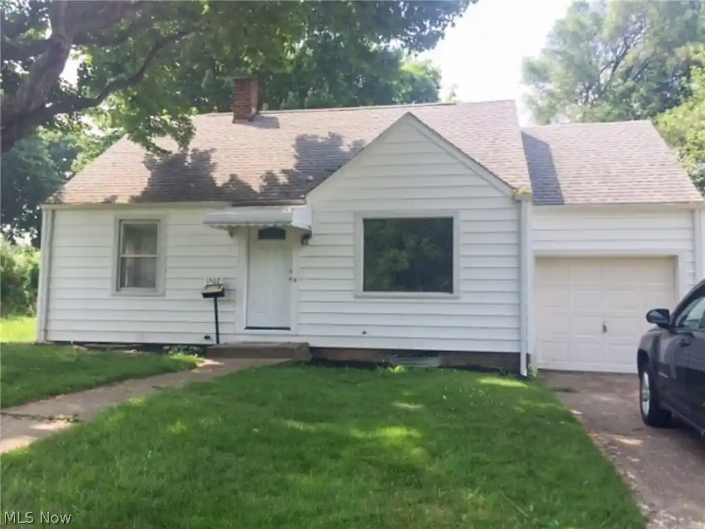 Single family home for sale at 1502 37th Street NW, Canton, OH 44709 | MLS# 5257287