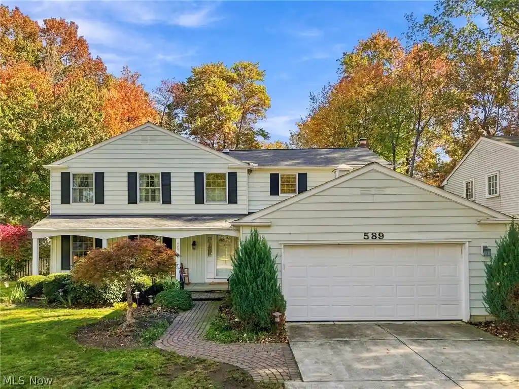 Single family home for sale at 589 Lindford Dr, Bay Village, OH 44140 | MLS# 5256364