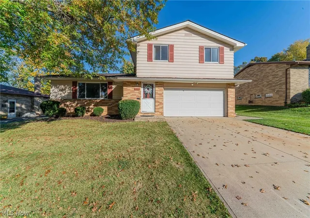 Photo 1 of Single family home for sale at 4134 Sarasota Dr, Cleveland, OH 44134 | MLS# 5257208 | Listing updated on 2026-10-30