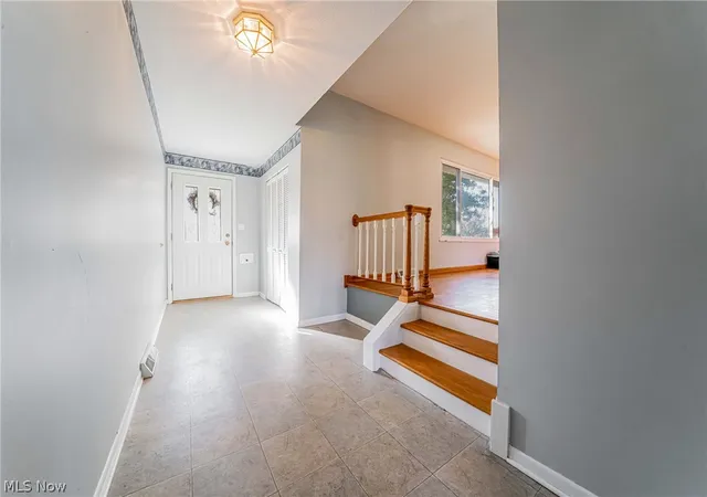 Photo 4 of Single family home for sale at 4134 Sarasota Dr, Cleveland, OH 44134 | MLS# 5257208 | Listing updated on 2026-10-30