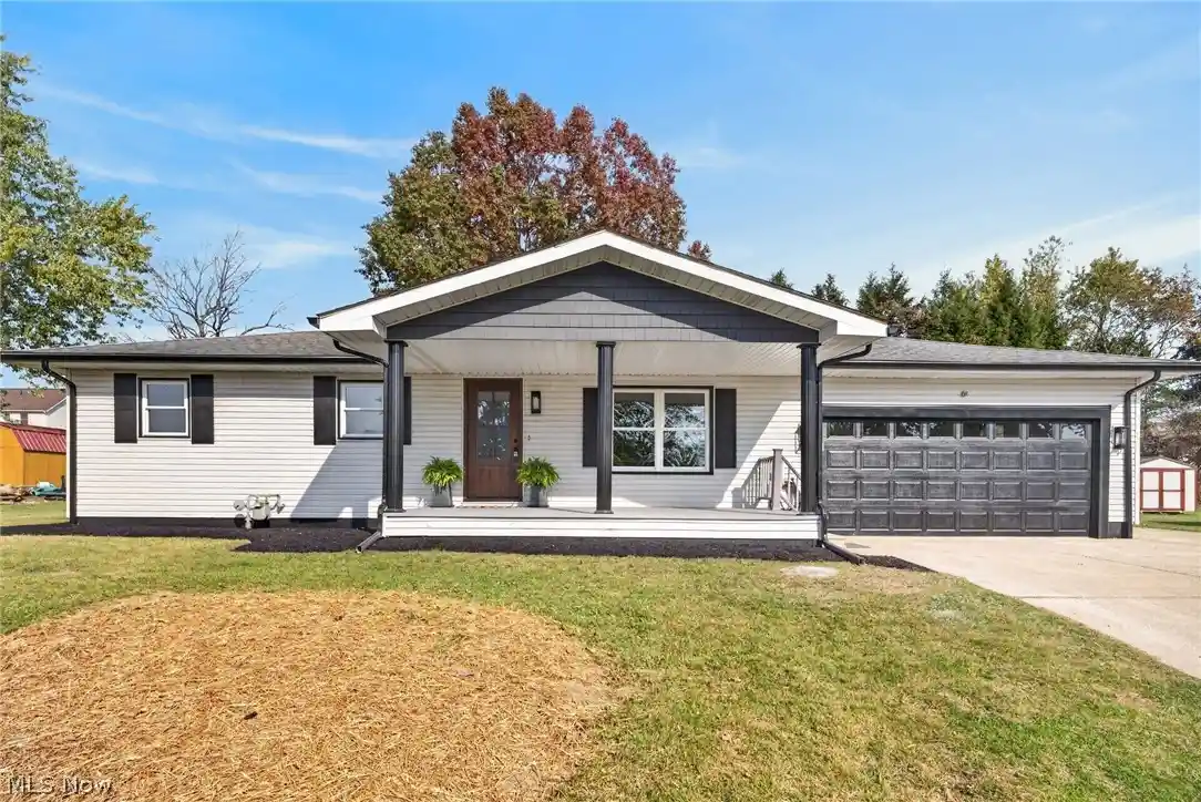 Single family home for sale at 5737 SW Hancock St, Canton, OH 44706 | MLS# 5256640