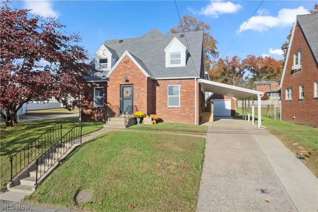 Photo 1 of Single family home for sale at 2503 Liberty St, Parkersburg, WV 26101 | MLS# 5256378 | Listing updated on 2026-10-30