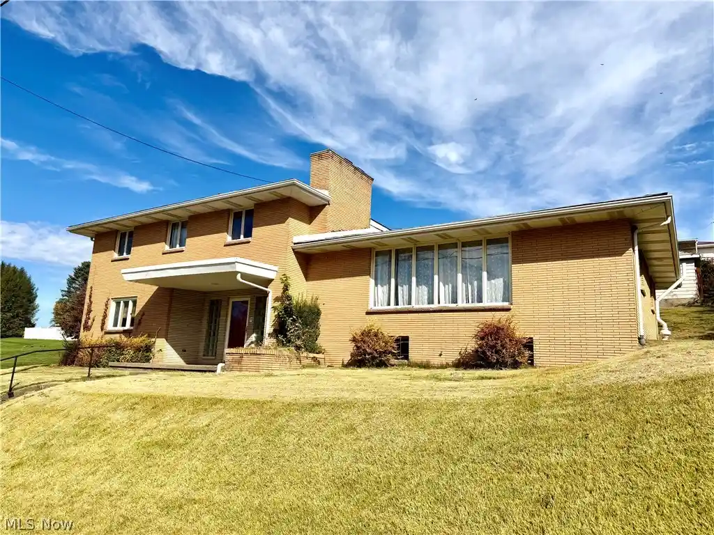Photo 1 of Single family home for sale at 501 Effa St, Weirton, WV 26062 | MLS# 5257056 | Listing updated on 2026-10-30