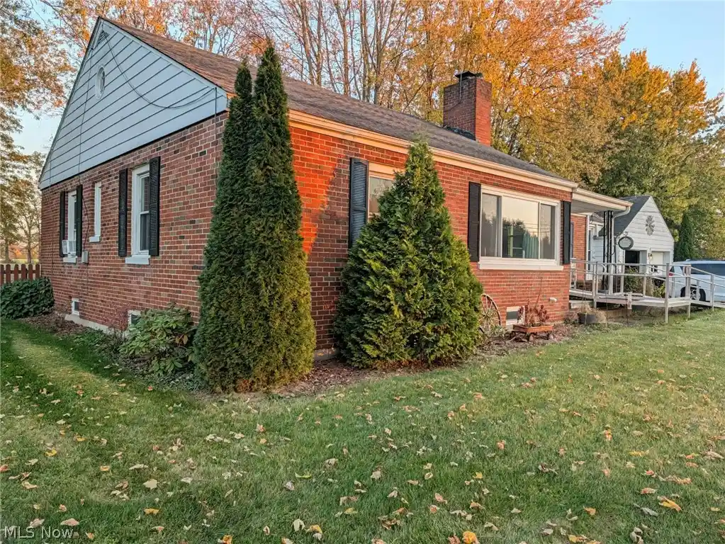 Photo 1 of Single family home for sale at 1049 S Thoman St, Crestline, OH 44827 | MLS# 5257080 | Listing updated on 2026-10-30