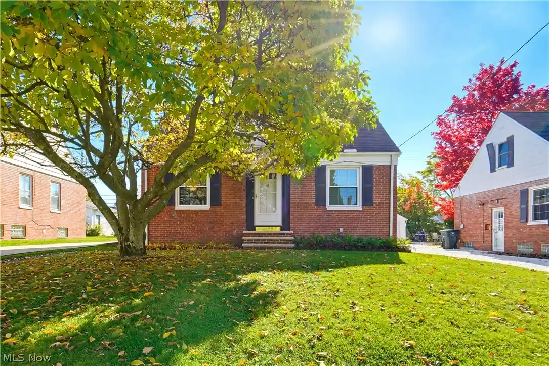 Single family home for sale at 5180 Haverford Dr, Cleveland, OH 44124 | MLS# 5257347
