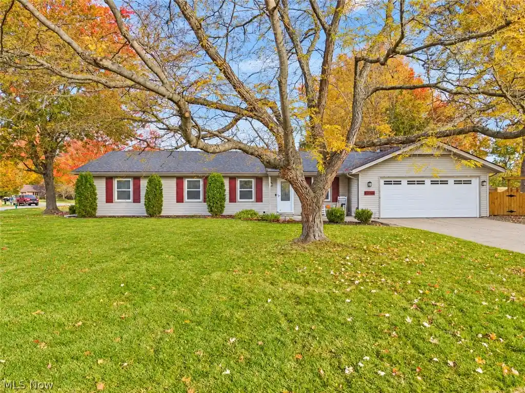 Photo 1 of Single family home for sale at 33020 Leafy Ml Ln, North Ridgeville, OH 44039 | MLS# 5256165 | Listing updated on 2026-10-30
