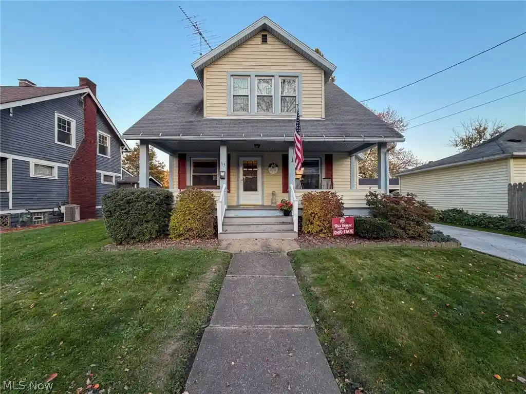 Single family home for sale at 113 Hyde Ave, Niles, OH 44446 | MLS# 5257458