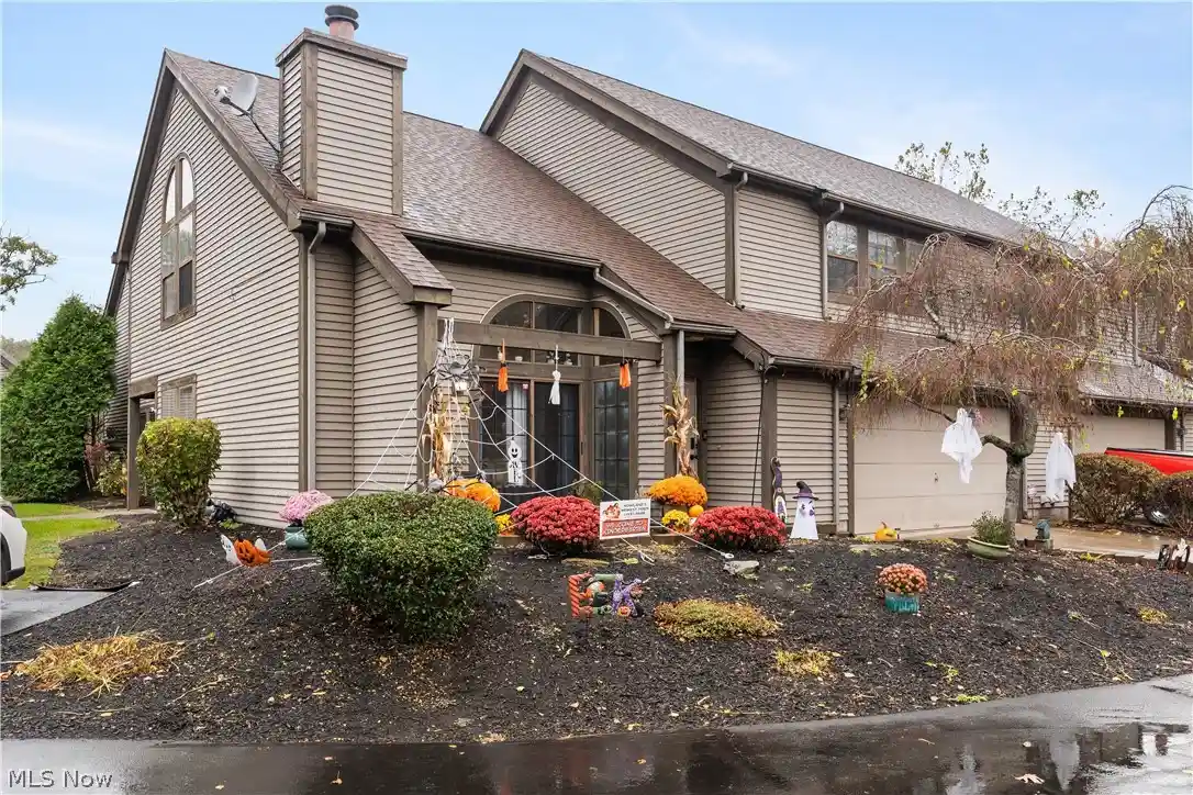 Photo 1 of Condo for sale at 3871 Northwoods Ct Ne #3, Warren, OH 44483 | MLS# 5257415 | Listing updated on 2026-10-30