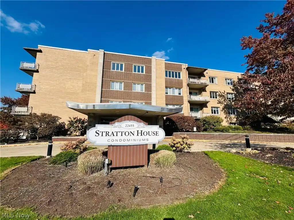 Photo 1 of Condo for sale at 22655 Chagrin Blvd, Beachwood, OH 44122 | MLS# 5257194 | Listing updated on 2026-10-30
