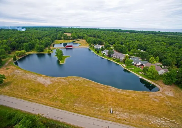 5th image of County Kerry Dr, Caseville, MI 48725 | MLS# 61050008594