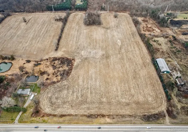 5th image of 4711 S Lapeer Rd, Metamora, MI 48455 | MLS# 2220014885