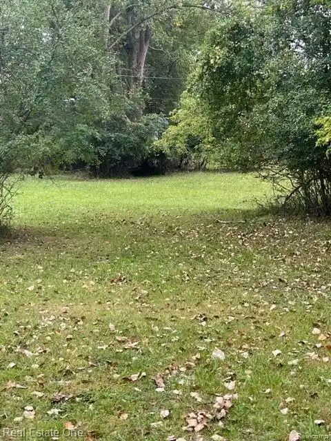 Photo 1 of Land for sale at 000,001,002,003 Walton Possible 4 Home Sites, Rochester, MI 48307 | MLS# 20221042827 | Listing updated on 2026-09-22