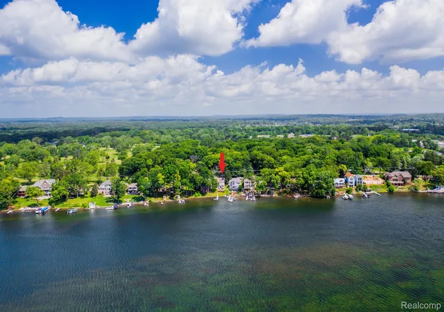 Photo 2 of Land for sale at 8605 Edgewood Park Dr, Commerce Township, MI 48382 | MLS# 20230003179 | Listing updated on 2026-07-03