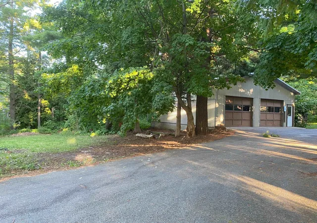 2nd image of 6785 Fouch Rd, Traverse City, MI 49684 | MLS# 78080003452