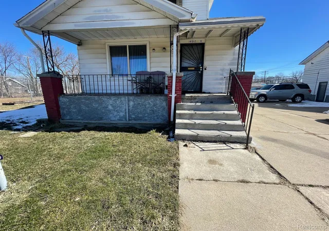 Photo 3 of Single family home for sale at 19312 Danbury St, Highland Park, MI 48203 | MLS# 20230017947 | Listing updated on 2026-08-04