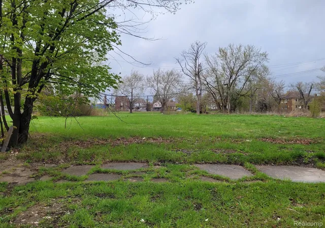 Photo 1 of Land for sale at 3340 Rochester St, Detroit, MI 48206 | MLS# 20230030976 | Listing updated on 2026-10-26