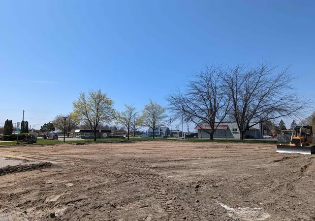 1st image of 100 W Huron, Au Gres Township Arenac, MI 48703 | MLS# 77080005854