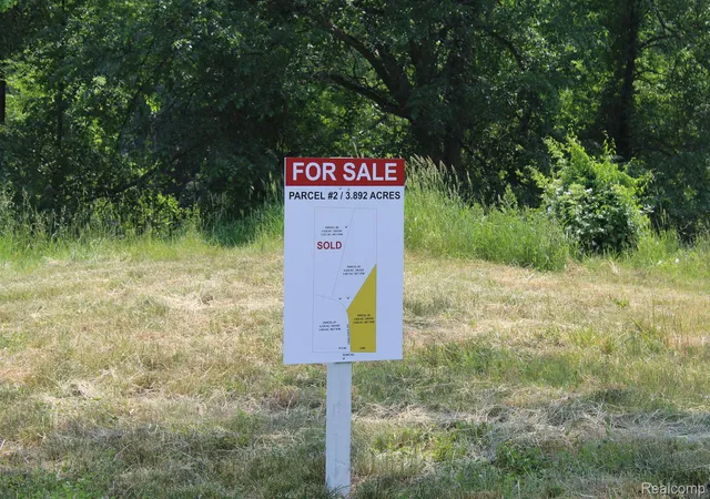 Land for sale at 2722 Twin Oaks Dr, Milford, MI 48381 | MLS# 20230037064