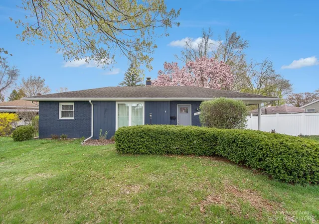 1st image of 1181 Kay Pkwy, Ann Arbor, MI 48103 | MLS# 543294132